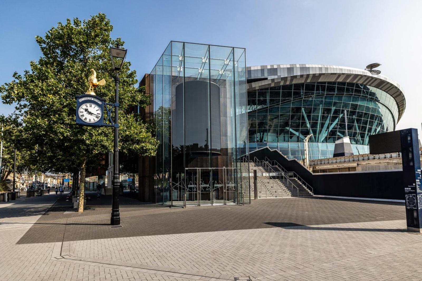 Modern Home With Driveway Parking For 2 Vehicles, Near Tottenham Hotspur Stadium, White Hart Lane Train Station 런던 외부 사진